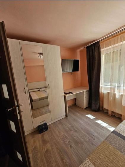 Apartament cu 2 camere decomandat în Exterior Vest