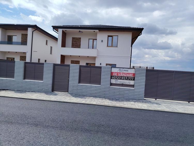 Casă cu 4 camere în Central