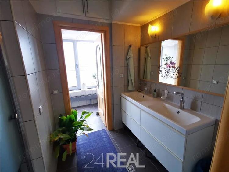 Apartament cu 4 camere în Dacia