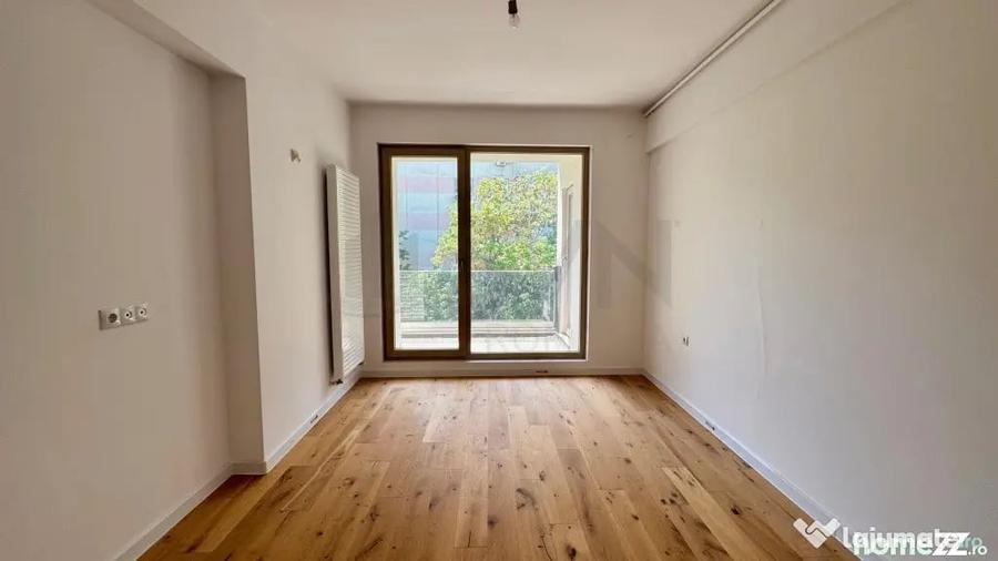 Apartament cu 4 camere decomandat în Iancului