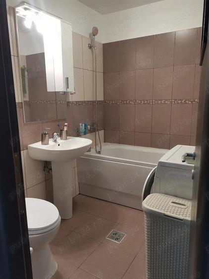 Apartament cu 2 camere decomandat în Zamora