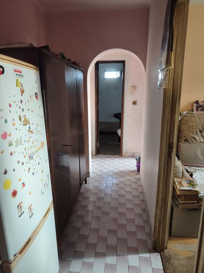 Apartament cu 3 camere decomandat în Drumul Taberei