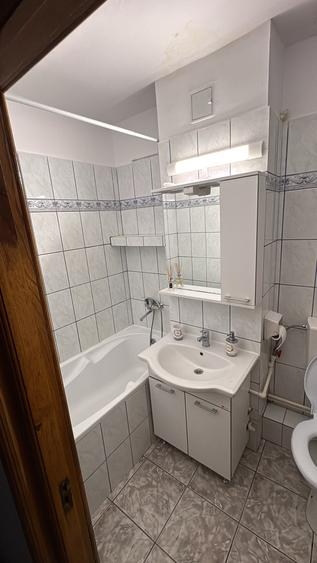 Apartament cu 2 camere decomandat în Dorobanți