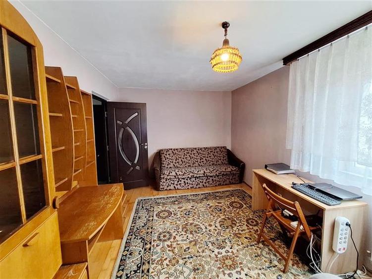 Apartament cu 2 camere decomandat, mobilat în Bistrița Lac