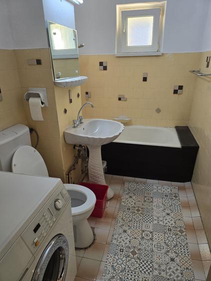 Apartament cu 3 camere decomandat în Simion Bărnuțiu