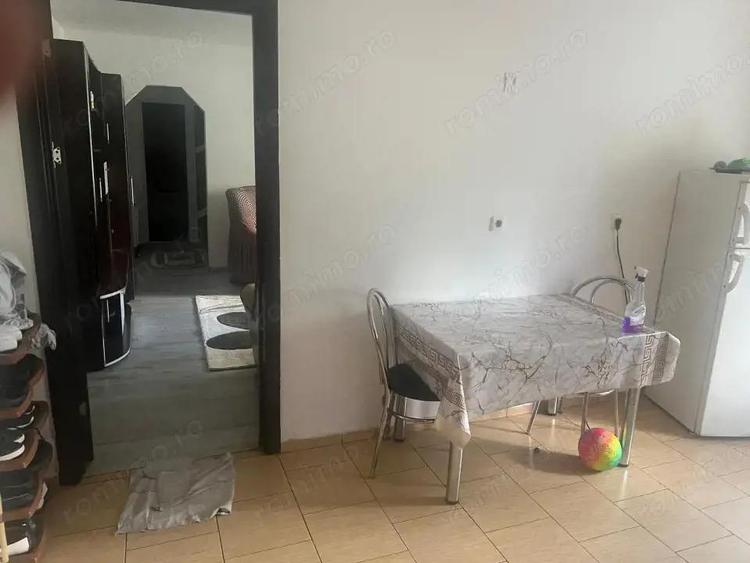 Apartament cu 2 camere semidecomandat, mobilat în Central