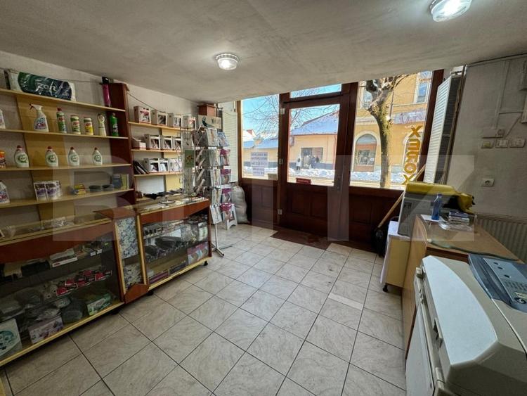 Spațiu comercial, de 57 mp, în Central