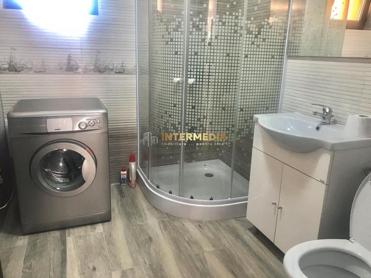 Duplex cu 4 camere cu Canalizare în Micești