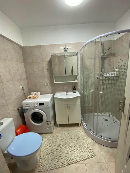 Apartament cu 2 camere semidecomandat în Exterior Vest
