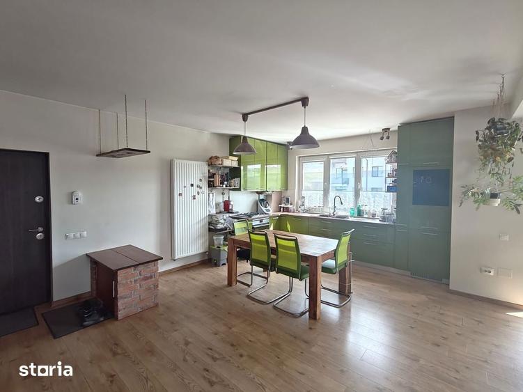 Apartament cu 3 camere în Mărăști