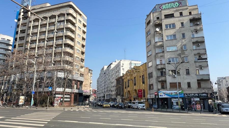 Spațiu comercial, de 144 mp, în P-ța Romană