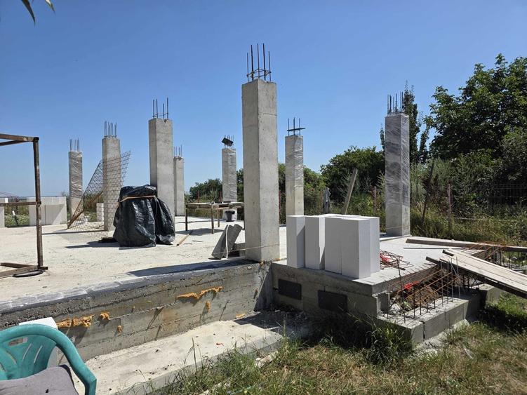 Casă cu 2 camere în Văculești