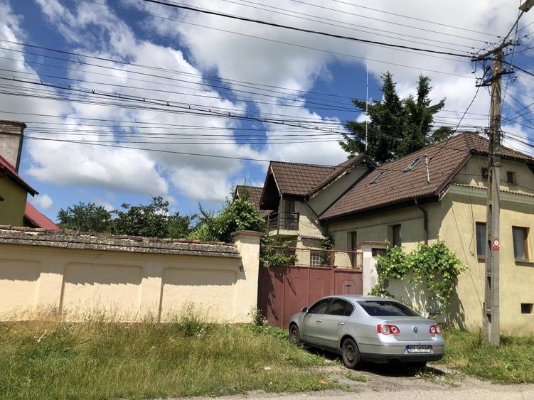 Teren intravilan de 4400 mp, în Prejmer