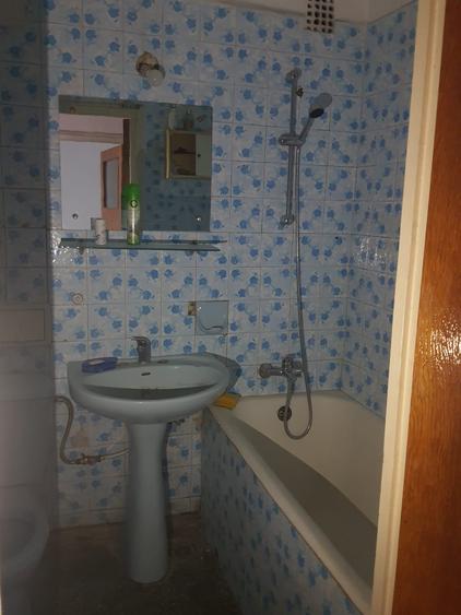 Apartament cu 3 camere decomandat în Militari
