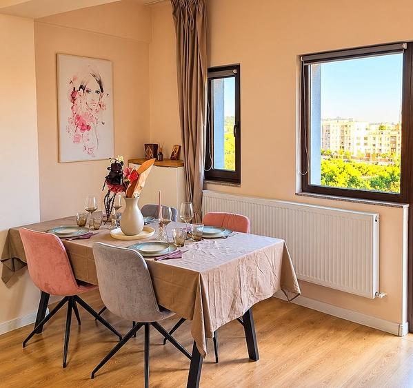 Apartament cu 3 camere decomandat, mobilat în Sisești