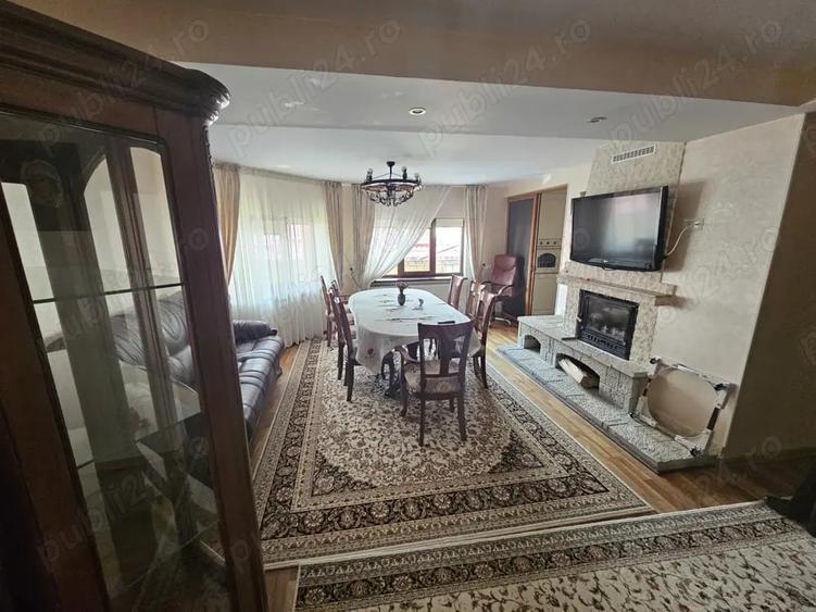 Casă cu 5 camere cu Teren 1060 Mp în Central