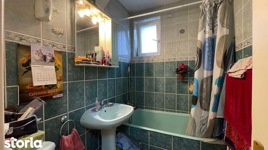 APARTAMENT CU 2 CAMERE, DECEBAL, ETAJ 3 - 5