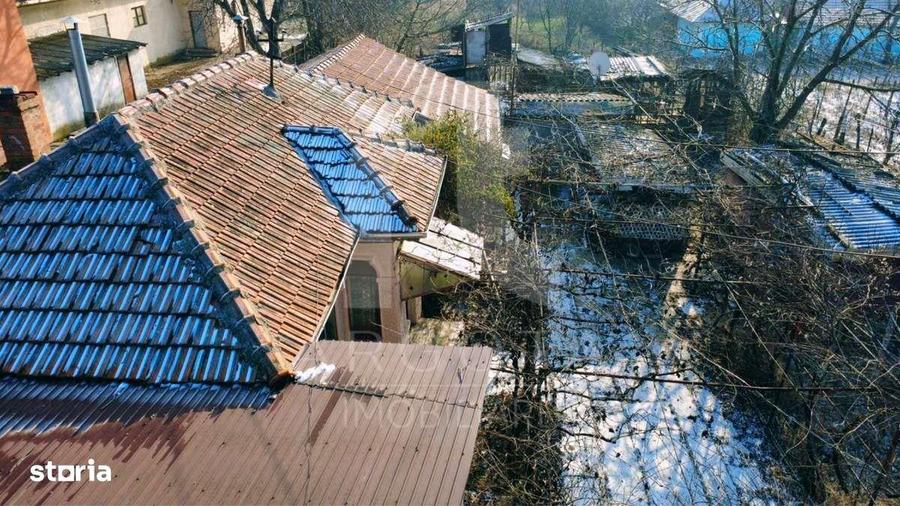 Casă cu 3 camere cu Teren 1870 Mp în Ulmeni