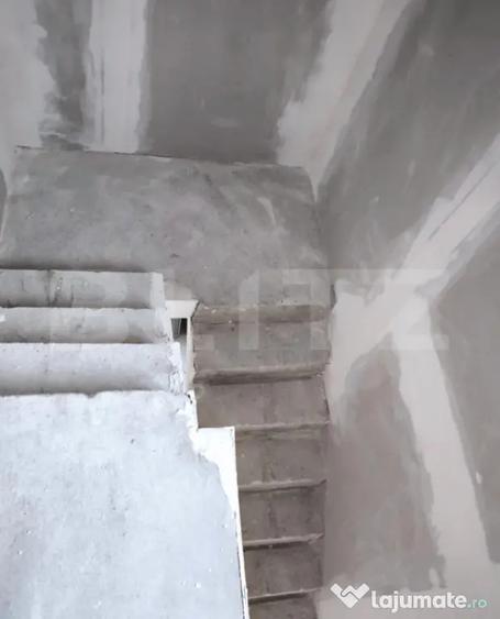 Casă cu 3 camere cu Teren 230 Mp în Lascăr Catargiu