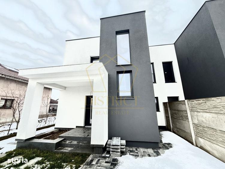 Casă cu 4 camere cu Teren 330 Mp în Săcălaz