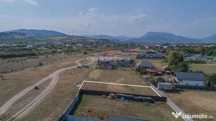 Rezervat! Teren intravilan 600 mp | Carpinis | PUZ aprobat | P+E+M - Carpinis (Brasov)