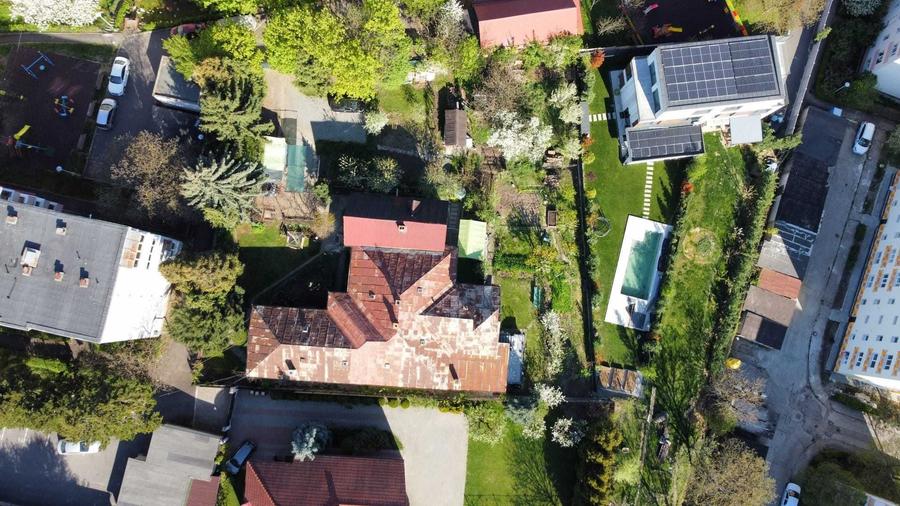 Teren de 1770 mp, în Zorilor