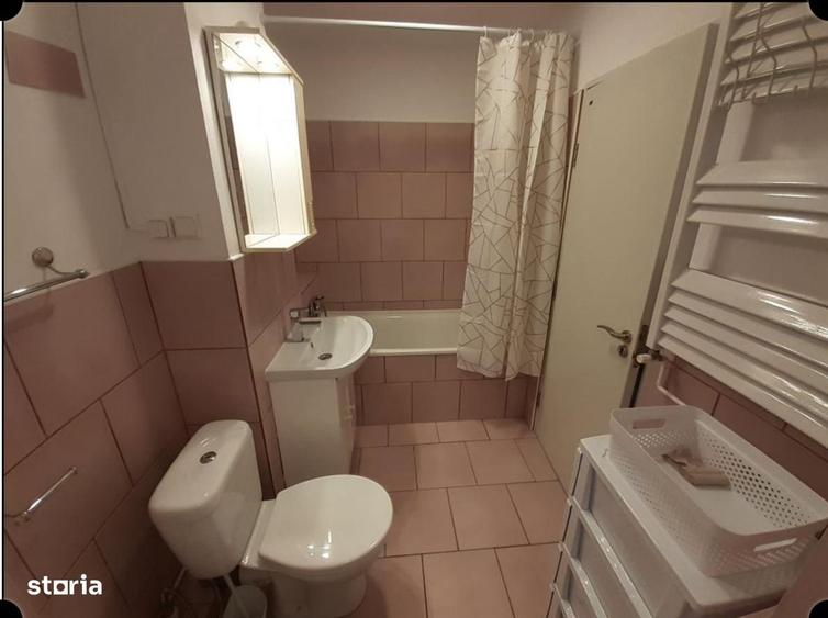 Apartament cu 2 camere decomandat, mobilat în Centrul Civic