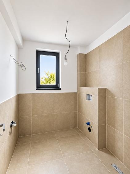 Duplex cu 4 camere cu Canalizare în Străulești