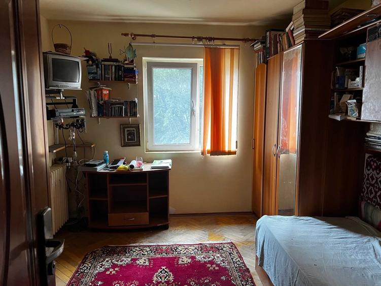 Garsonieră semidecomandată în Vest