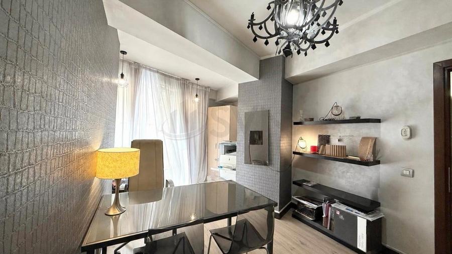 Apartament cu 3 camere decomandat, mobilat în Herăstrău