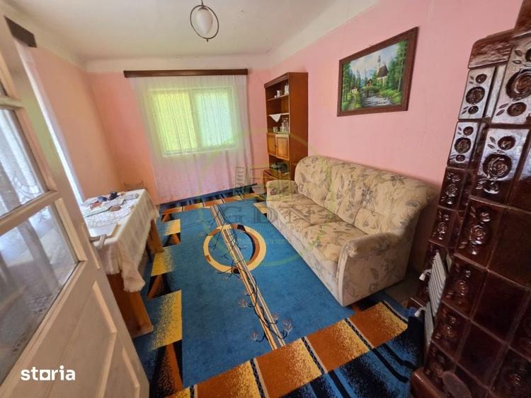 Casă cu 6 camere decomandat cu Teren 1200 Mp în Gura Râului