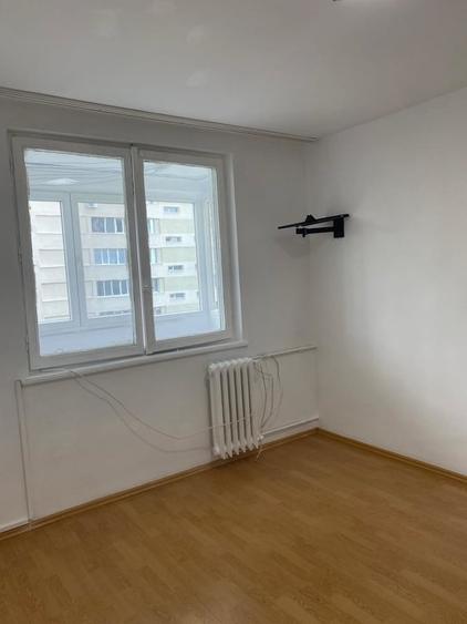 Apartament semidecomandat în Obor