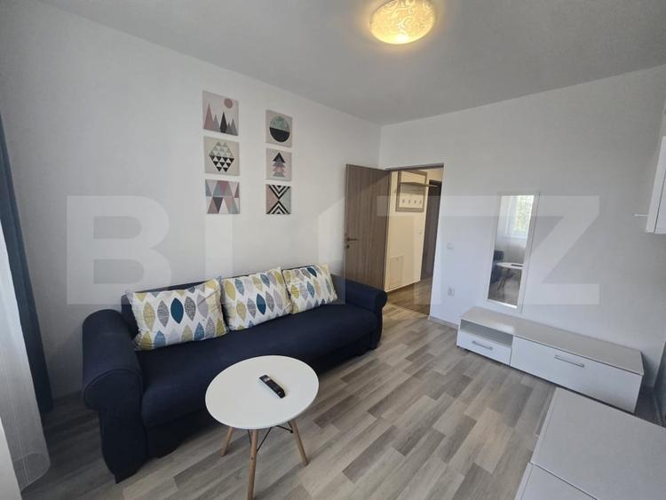 Apartament cu 2 camere, decomandat,  parcare, zona linistita, Buna ziua - 1