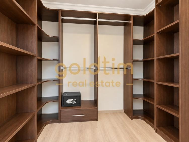 Apartament cu 3 camere decomandat, mobilat în Iancu Nicolae