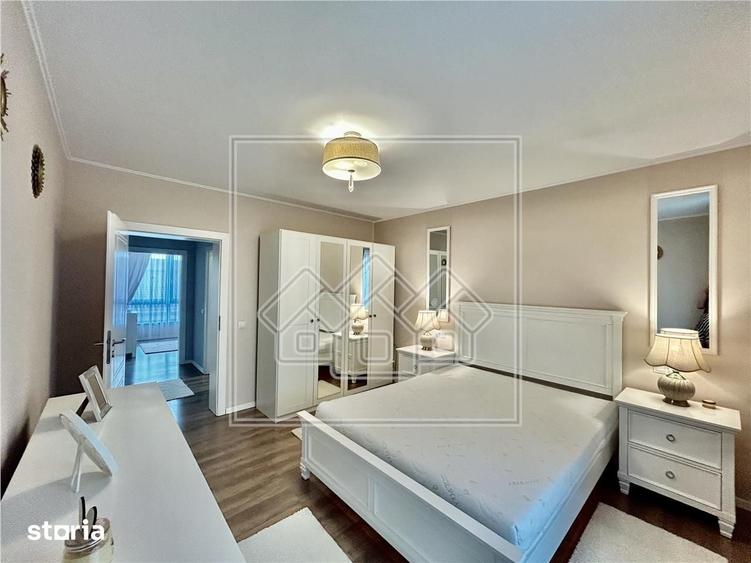 Apartament cu 3 camere decomandat în Șelimbăr
