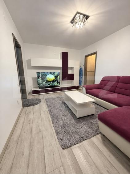 Apartament cu 2 camere semidecomandat, mobilat în Ultracentral