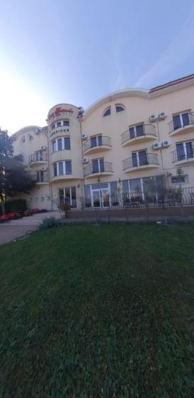 Casă individuală cu 11 camere cu Canalizare în Băile Felix