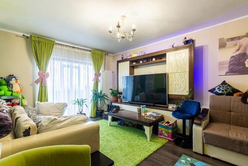 Apartament cu 2 camere decomandat, mobilat în Dacia