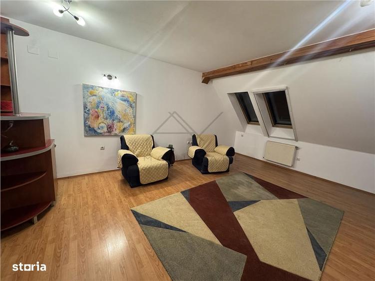Apartament cu 2 camere decomandat, mobilat în Central