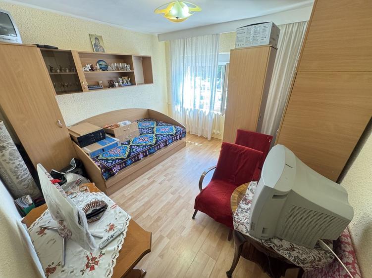 Garsonieră decomandată, mobilată în Brătianu