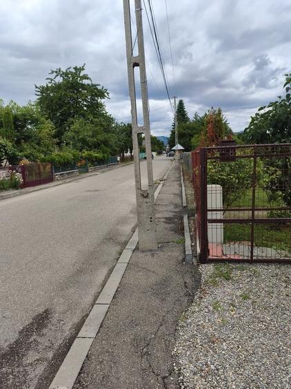 Casă cu 3 camere cu Teren 1100 Mp în Central