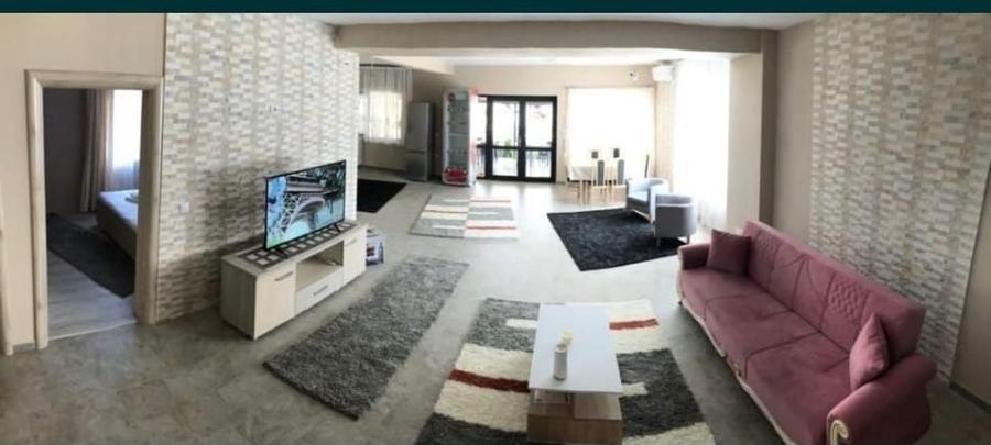 Casă cu 5 camere cu Teren 405 Mp în Central