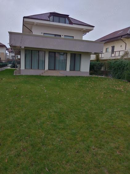 Casă cu 6 camere cu Teren 663 Mp în Crevedia