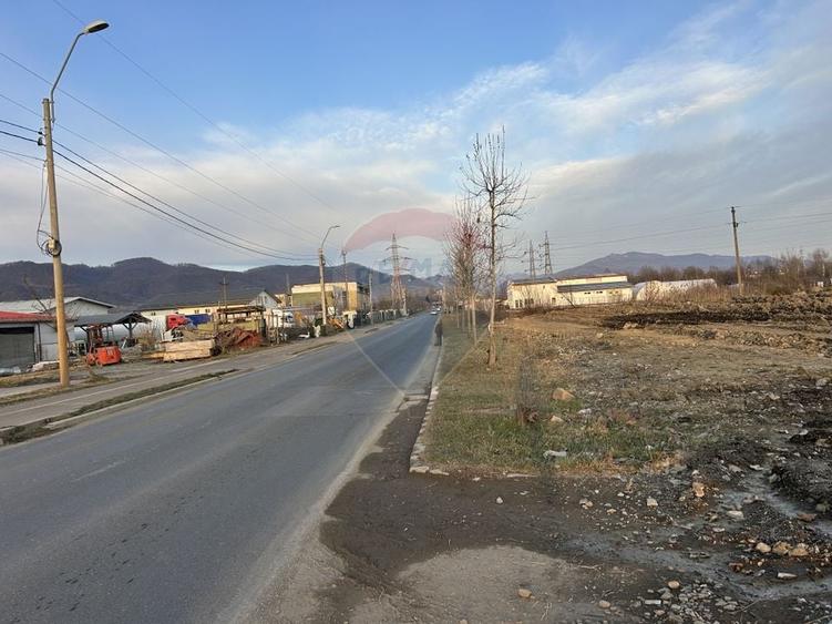 Teren Construcții intravilan de 4600 mp, în Exterior Nord