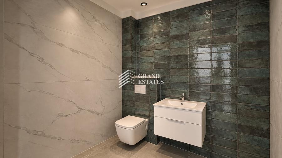 Duplex cu 4 camere cu Canalizare în Otopeni