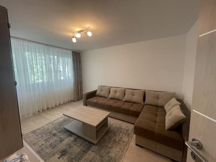 Apartament cu 2 camere decomandat, mobilat în Drumul Taberei