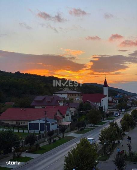 Apartament cu 3 camere decomandat în Tomești