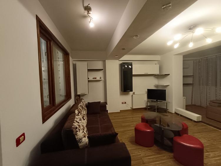 Apartament cu 2 camere semidecomandat în Central