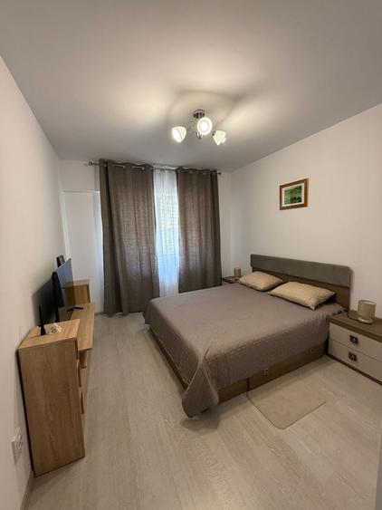 Apartament cu 2 camere decomandat în Theodor Pallady
