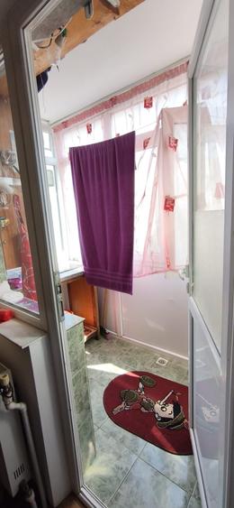 Apartament cu 2 camere semidecomandat în Exterior Vest